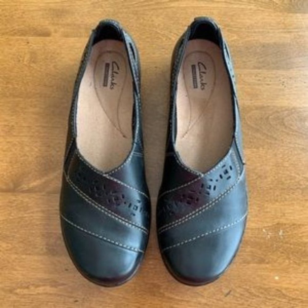 𝅺NWOT Clark’s Evianna Fig Black Leather Slip On. 8N - Picture 5 of 8